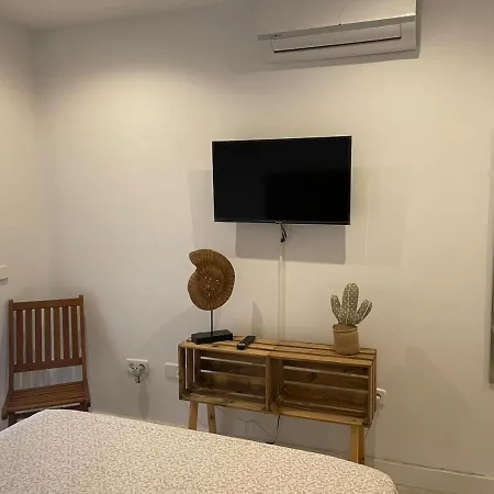 شقة Lets In The Sun Blue Cala *