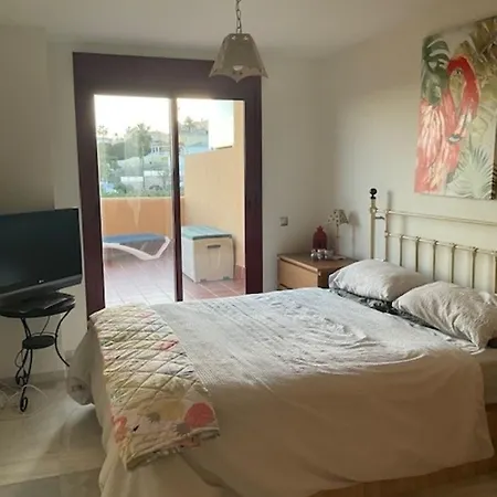 Blue Cala Apartment
