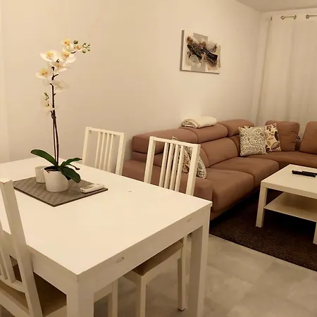 Blue Cala Apartment
