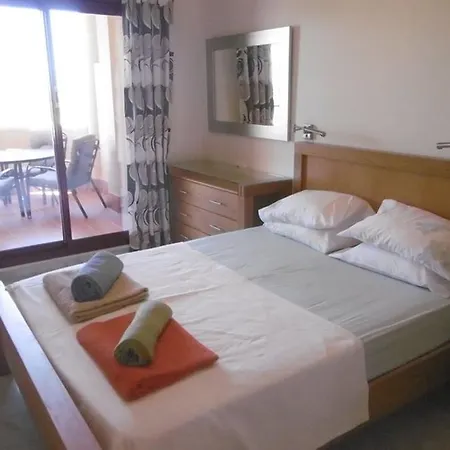 Blue Cala Apartment *
