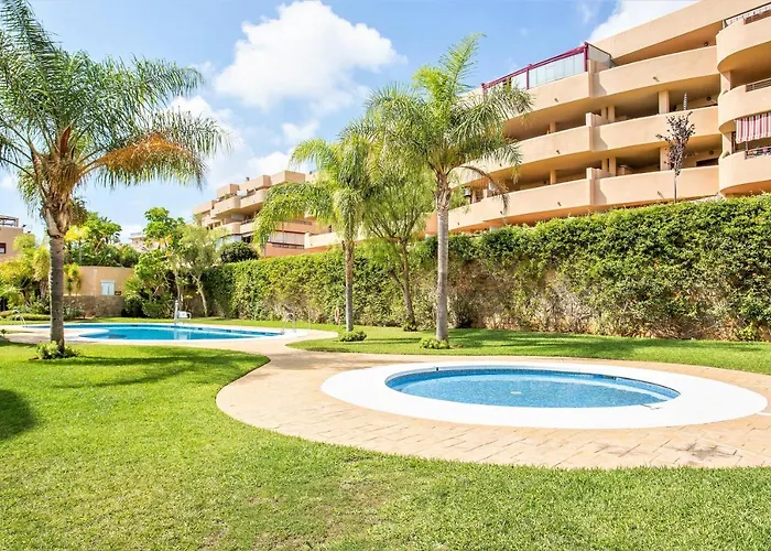 Appartement Lets In The Sun Blue Cala
